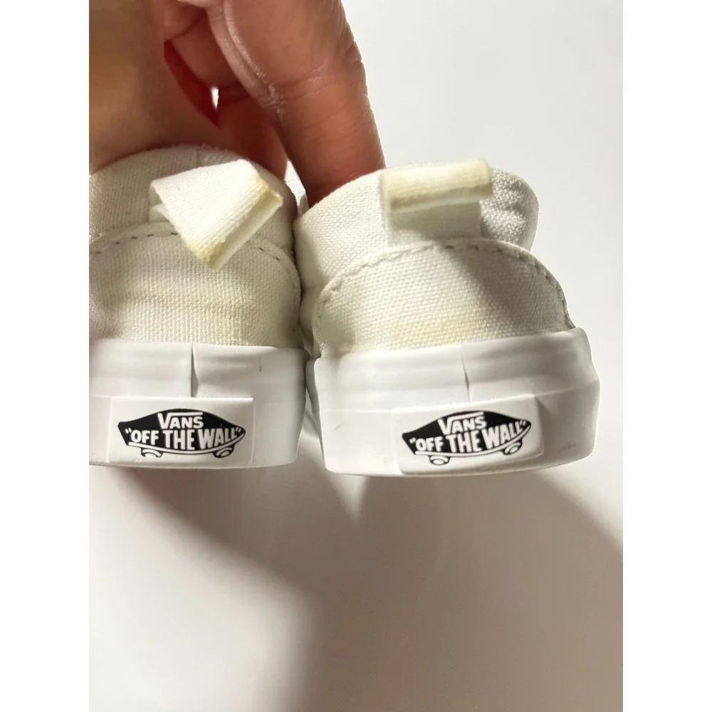 Vans Toddler Classic Slip-On True White Canvas Sneakers Size 4.0 Toddler Casual